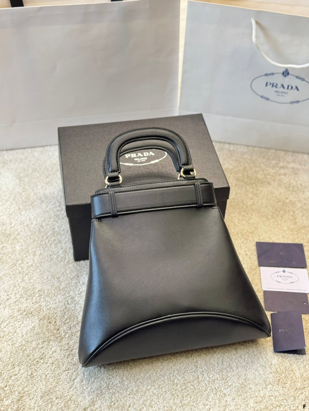 CAREY BAG 45 IN BLACK SMOOTH SHINY CALFSKIN