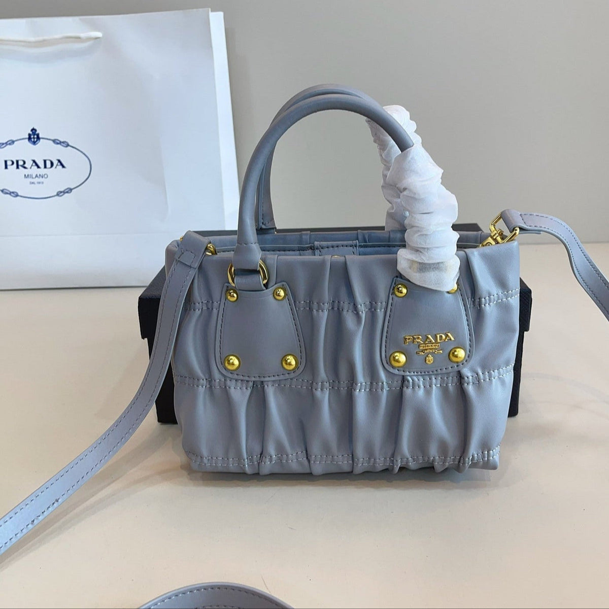 RUCHED TOP HANDLE BAG 19 IN GREY SAFFIANO LEATHER