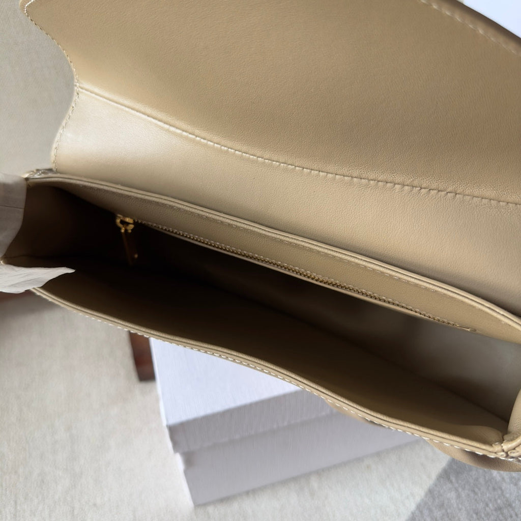 POLLY 33 IN SANDAL BROWN CALFSKIN GOLD LOGO