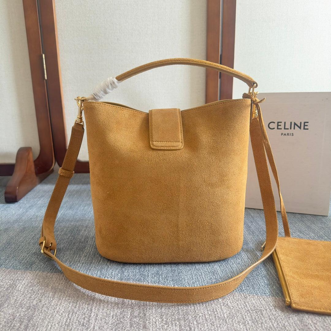 MINI BUCKET LOUISE 25 CARAMEL BROWN IN NUBUCK