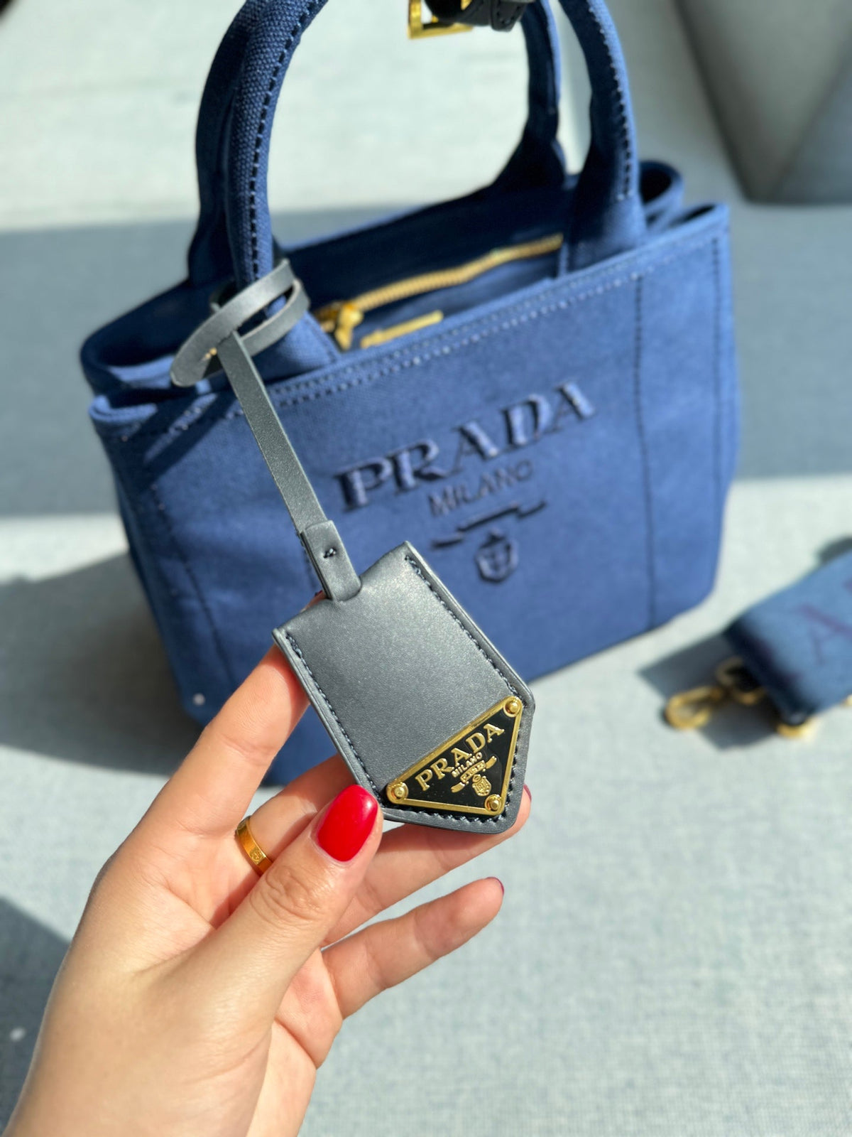 CANAPA TOTE BAG 26 IN WEDGEWOOD BLUE LINEN BLEND EMBROIDED LOGO