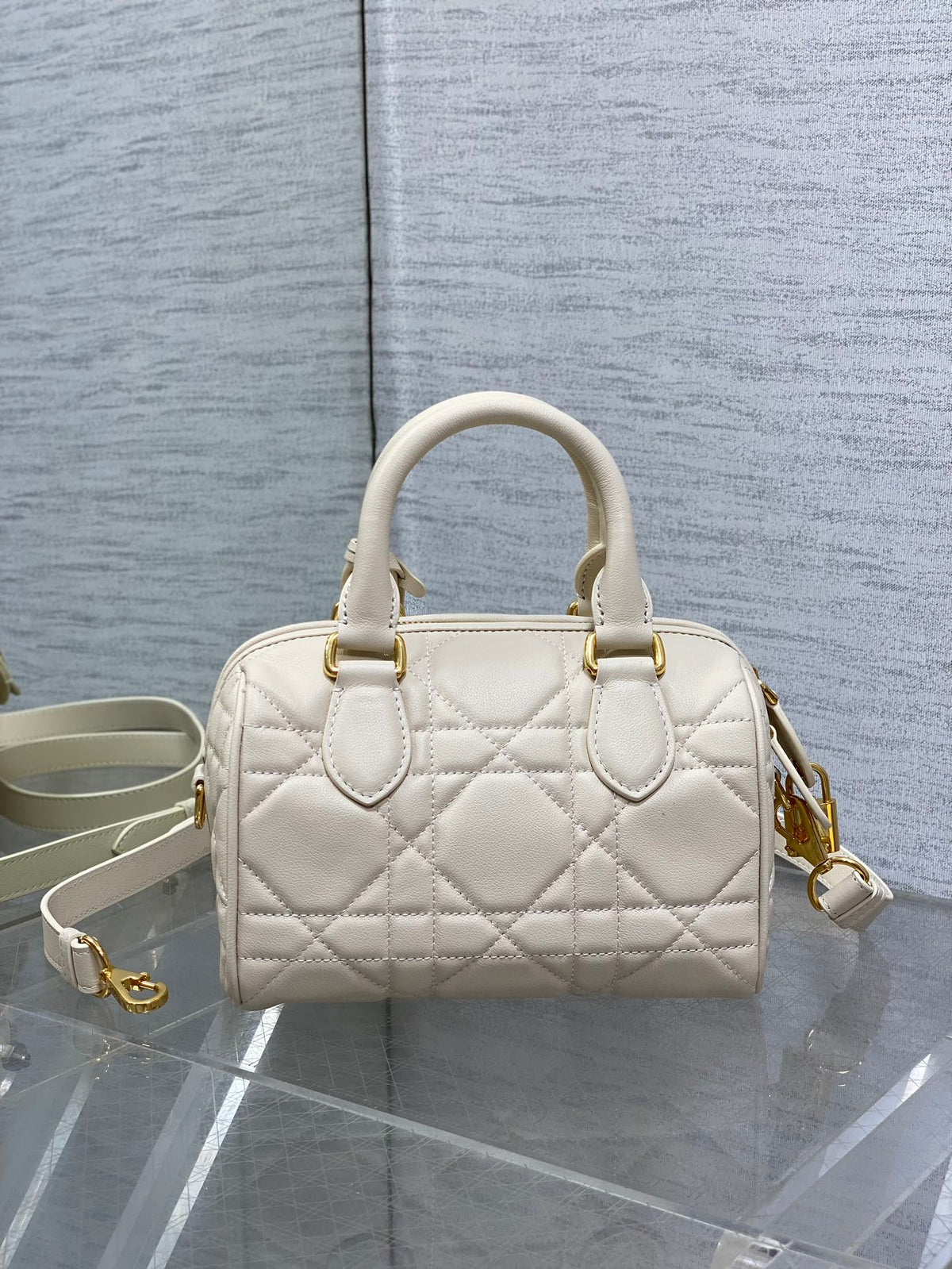 GROOVE 20 BAG IN WHITE CREAM LAMBSKIN