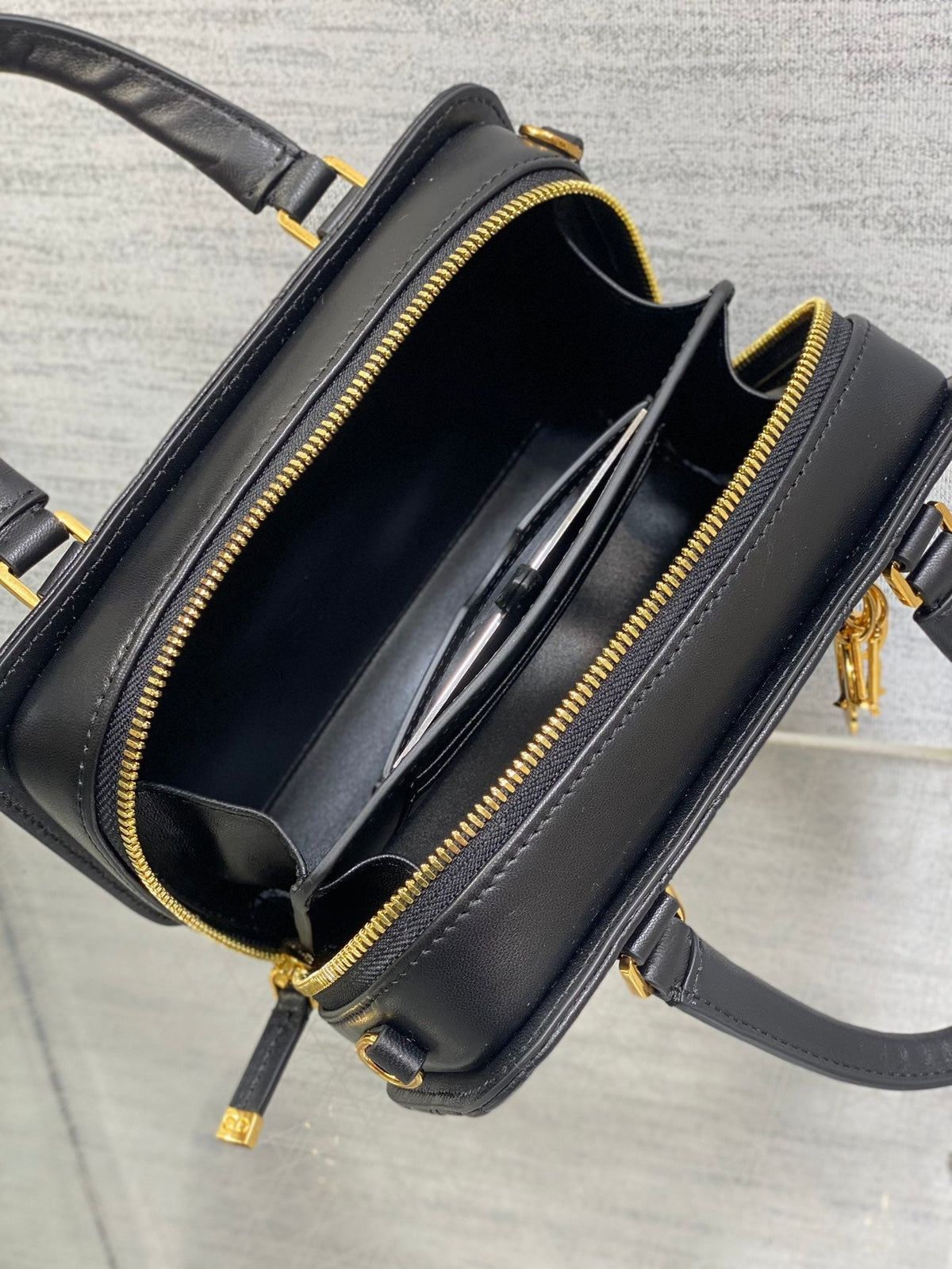 MINI GROOVE BAG 20 IN BLACK MACROCANNAGE LAMBSKIN 226487