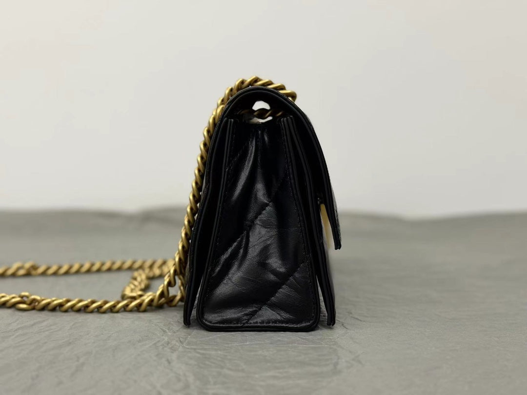 CRUSH SMALL CHAIN BAG 25 IN BLACK QUILTED CRUSHED CALFSKIN GOLD HARDWARE