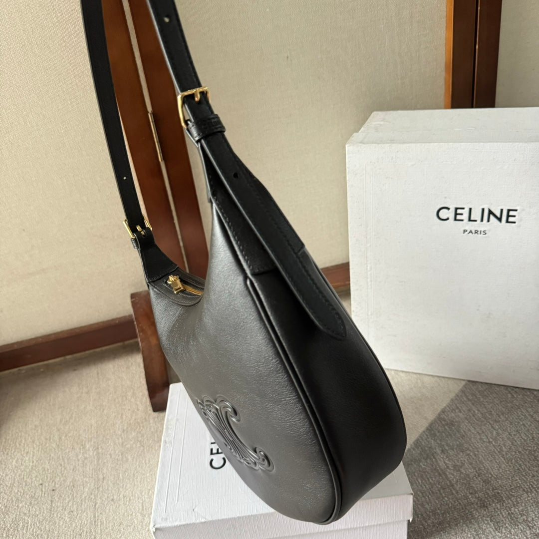 SMALL HELOÏSE BAG CUIR 22 IN BLACK CALFSKIN EMBOSSED LOGO