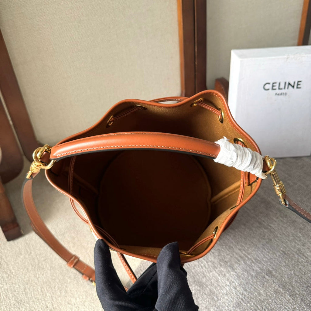 CLARA BAG 24 IN WHITE TRIOMPHE CANVAS AND BROWN CALFSKIN TRIM