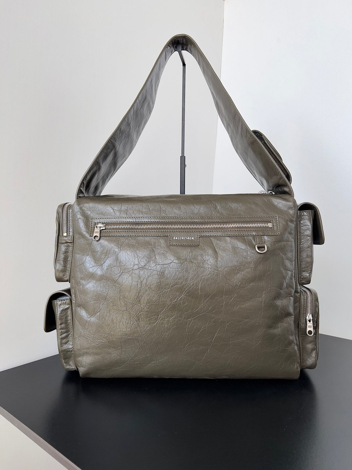 SUPERBUSY LARGE SLING BAG 42 IN KHAKI GREEN LAMBSKIN
