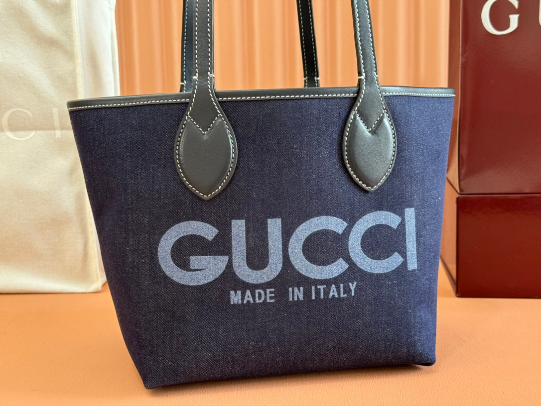 SMALL TOTISSIMA REVERSIBLE TOTE 22 IN DARK BLUE DENIM ONE SIDE BEIGE AND BLUE CALFSKIN ON THE OTHER