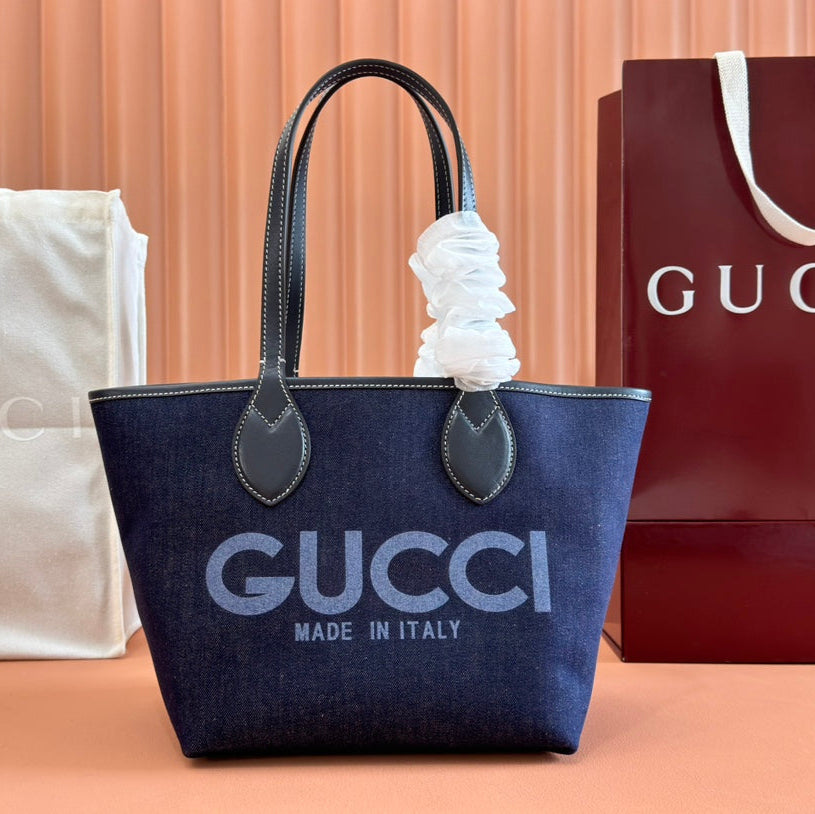 SMALL TOTISSIMA REVERSIBLE TOTE 22 IN DARK BLUE DENIM ONE SIDE BEIGE AND BLUE CALFSKIN ON THE OTHER