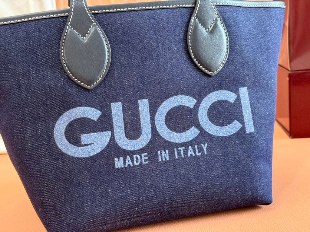 SMALL TOTISSIMA REVERSIBLE TOTE 22 IN DARK BLUE DENIM ONE SIDE BEIGE AND BLUE CALFSKIN ON THE OTHER