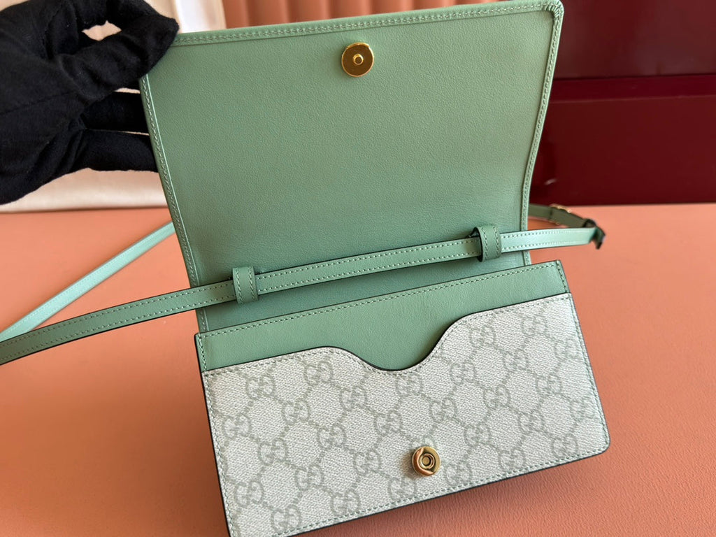EMBLEM WALLET GG MONOGRAM 20 IN SAGE GREEN SMOOTH CALFSKIN