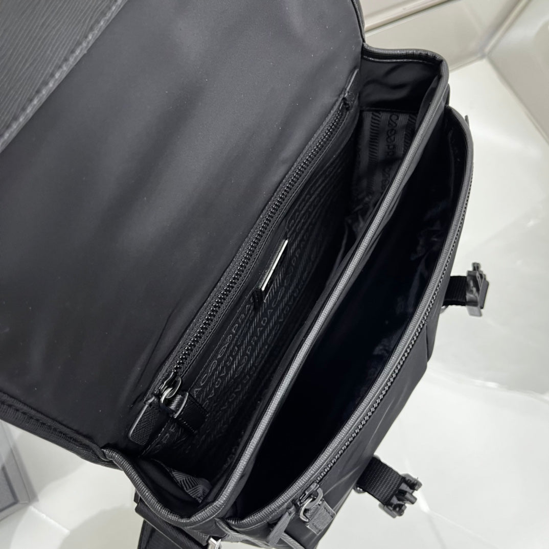 PRA 26 SHOULDER BAG IN BLACK RE-NYLON AND SAFFIANO LEATHER