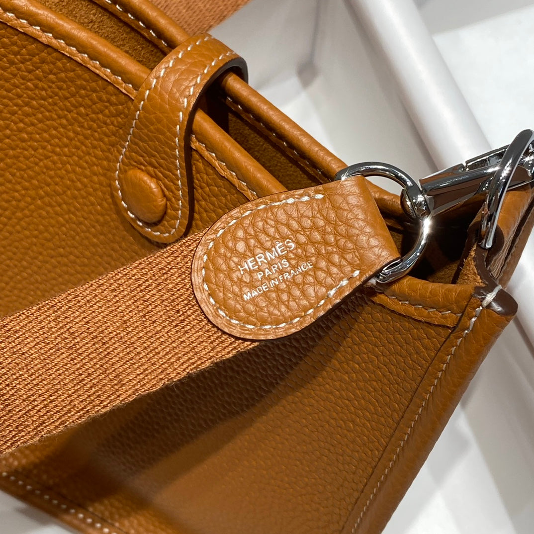 MINI NEO 18 EVELYNE BAG IN TAWNY BROWN GRAINED CALFSKIN