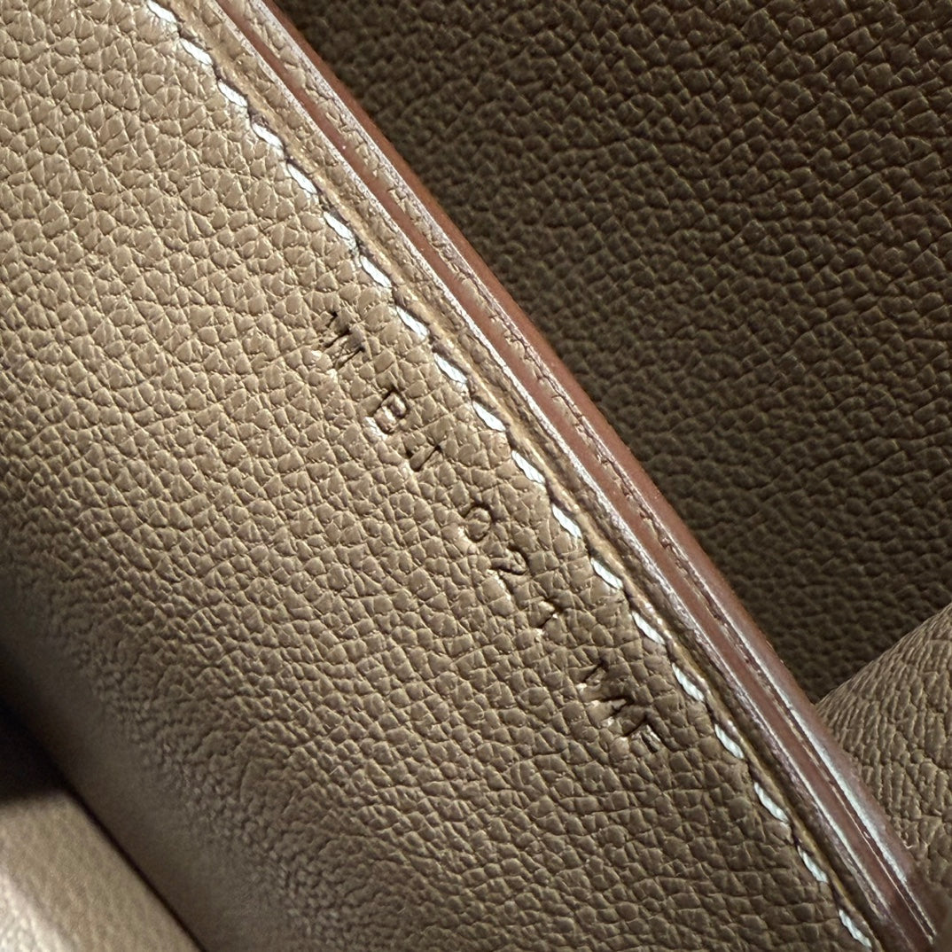 HM ROULIS 18 MINI BAG IN DARK BROWN CALFSKIN GOLD-TONE HARDWARE