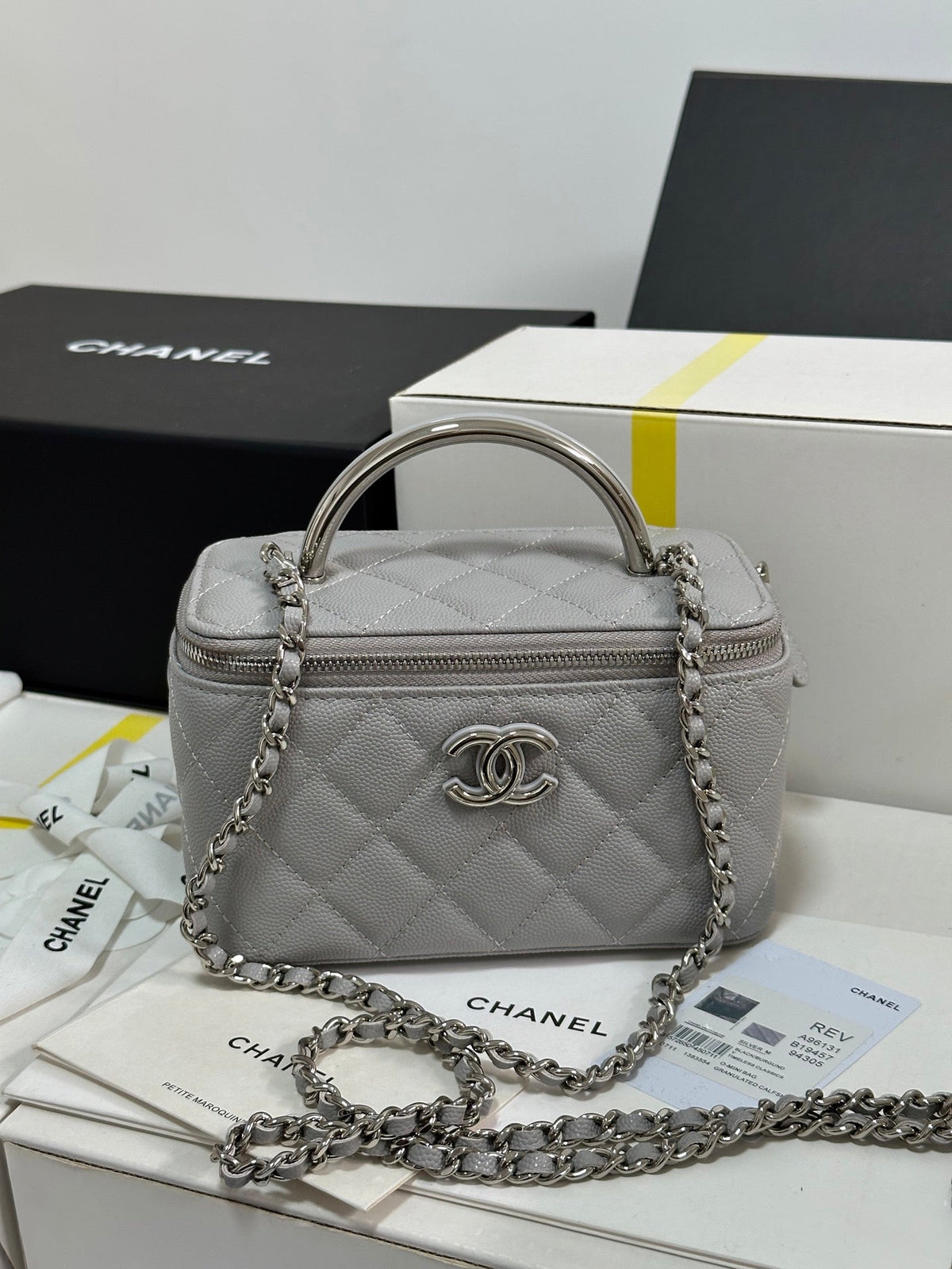 MINI VANITY TOP HANDLE CASE 17 IN GREY CAVIAR SKIN SILVER-TONE PLATED METAL